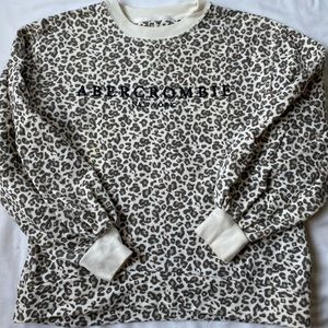 Abercrombie & Fitch Soft A&F Sweatshirt | Medium